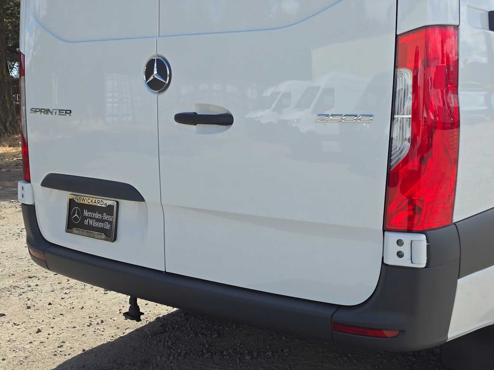 2026 Mercedes-Benz Sprinter Cargo 2500 Standard Roof I4 Diesel 144 RWD