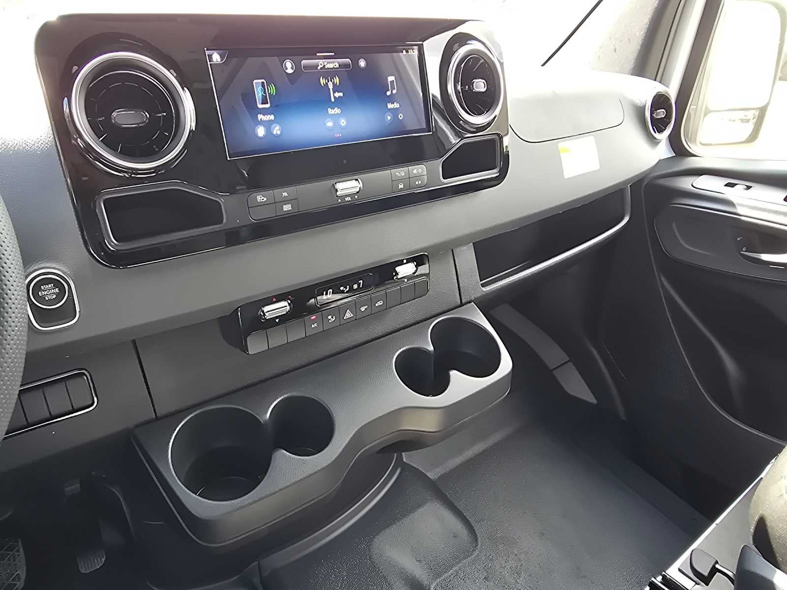 2026 Mercedes-Benz Sprinter Cargo 2500 Standard Roof I4 Diesel 144 RWD