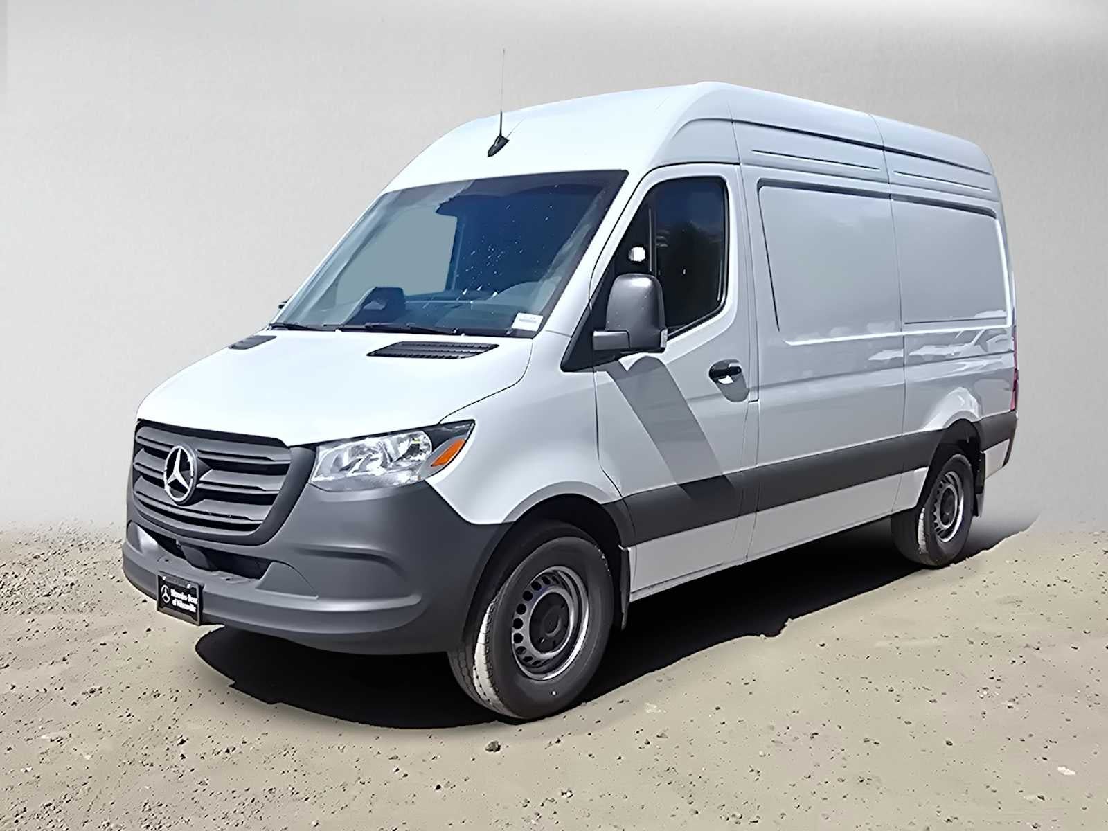 2026 Mercedes-Benz Sprinter Cargo 2500 Standard Roof I4 Diesel 144 RWD
