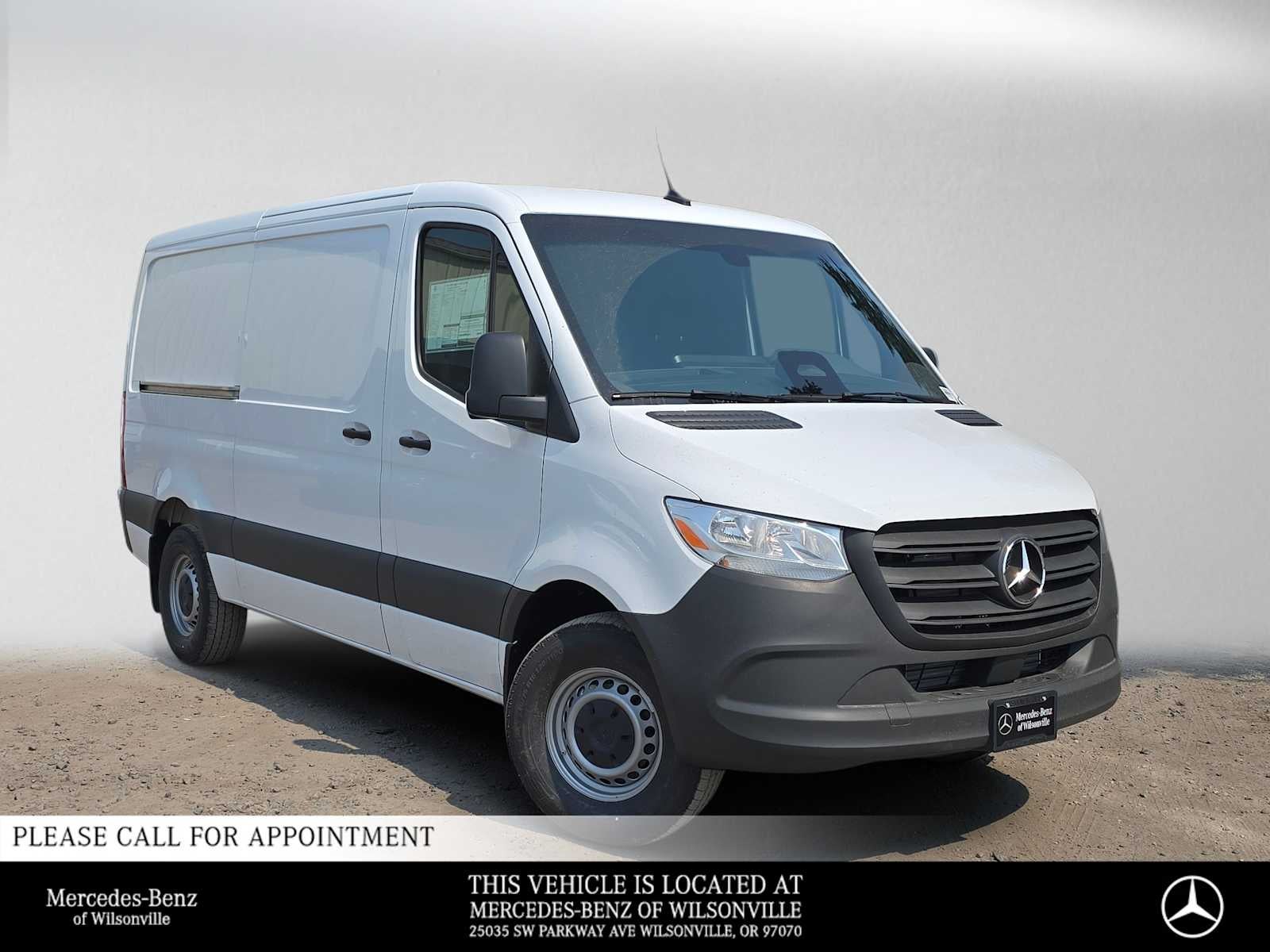 2026 Mercedes-Benz Sprinter Cargo 2500 Standard Roof I4 Diesel 144 RWD