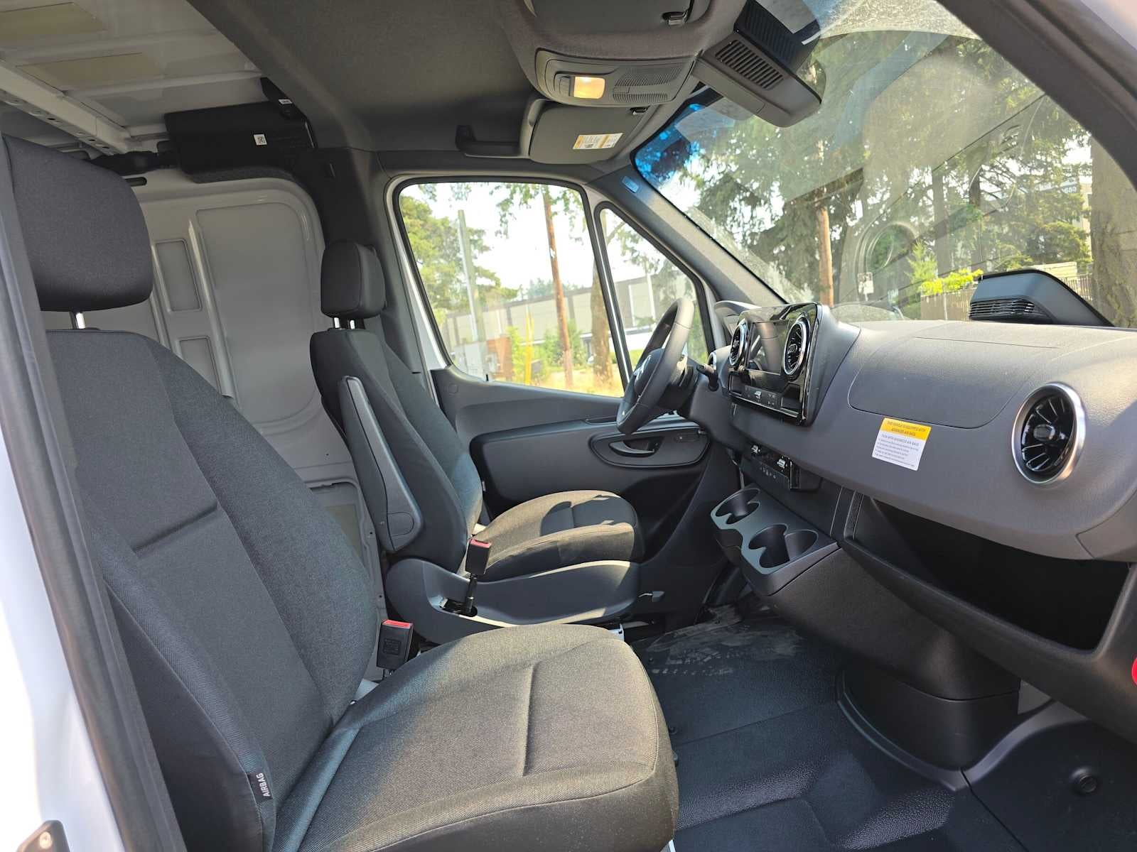 2026 Mercedes-Benz Sprinter Cargo 2500 Standard Roof I4 Diesel 144 RWD