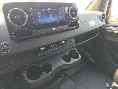 2026 Mercedes-Benz Sprinter Cargo 2500 Standard Roof I4 Diesel 144 RWD