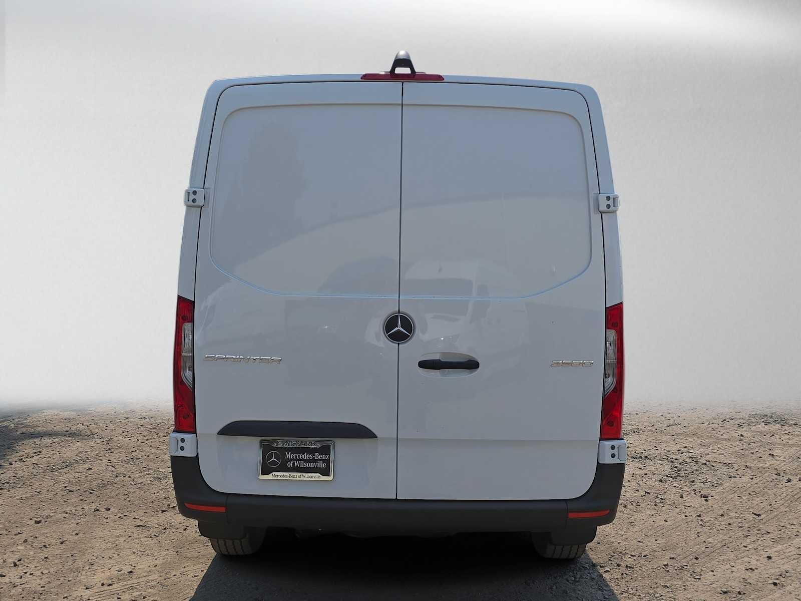 2026 Mercedes-Benz Sprinter Cargo 2500 Standard Roof I4 Diesel 144 RWD
