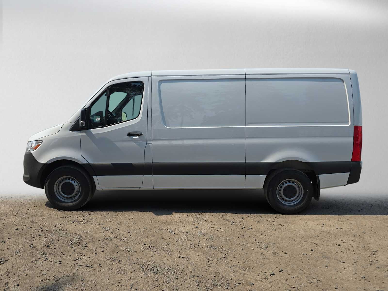 2026 Mercedes-Benz Sprinter Cargo 2500 Standard Roof I4 Diesel 144 RWD
