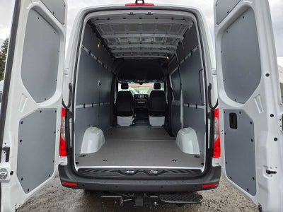 2026 Mercedes-Benz Sprinter Cargo 2500 Standard Roof I4 Diesel 144 RWD