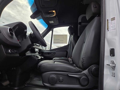 2026 Mercedes-Benz Sprinter Cargo 2500 Standard Roof I4 Diesel 144 RWD