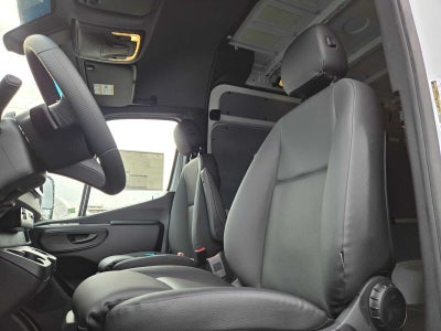 2026 Mercedes-Benz Sprinter Cargo 2500 Standard Roof I4 Diesel 144 RWD