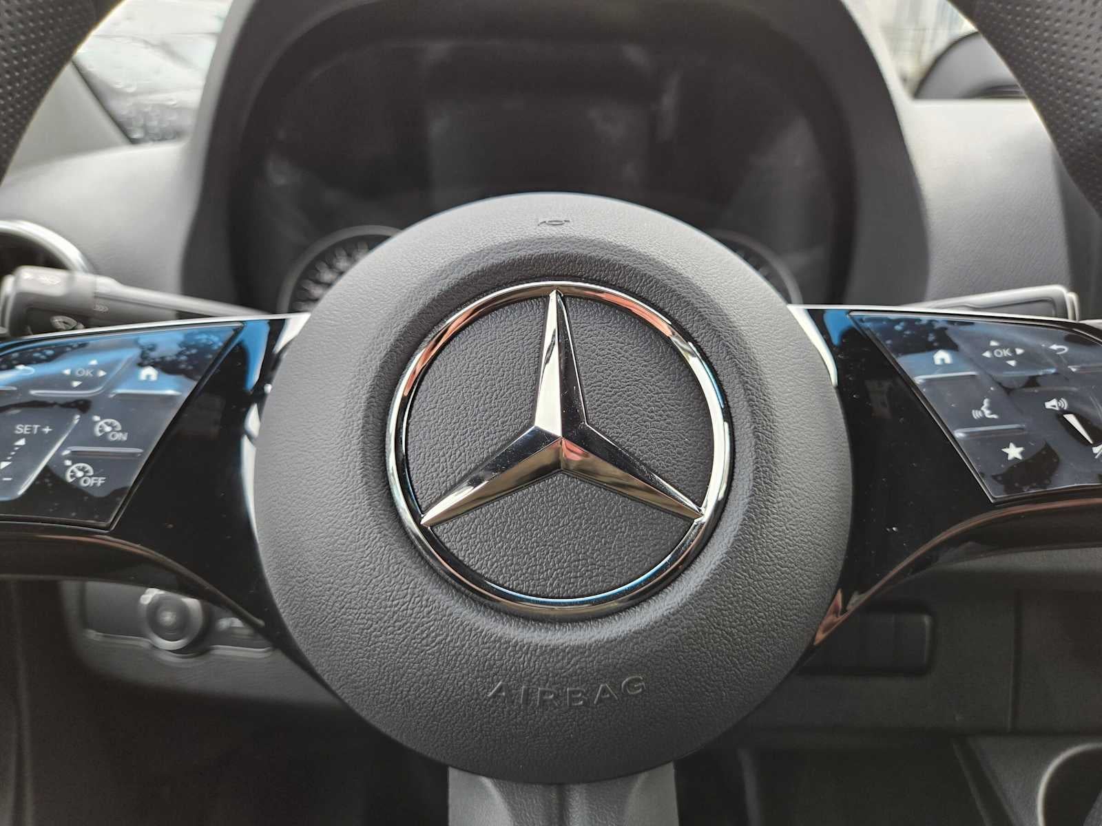 2026 Mercedes-Benz Sprinter Cargo 2500 Standard Roof I4 Diesel 144 RWD
