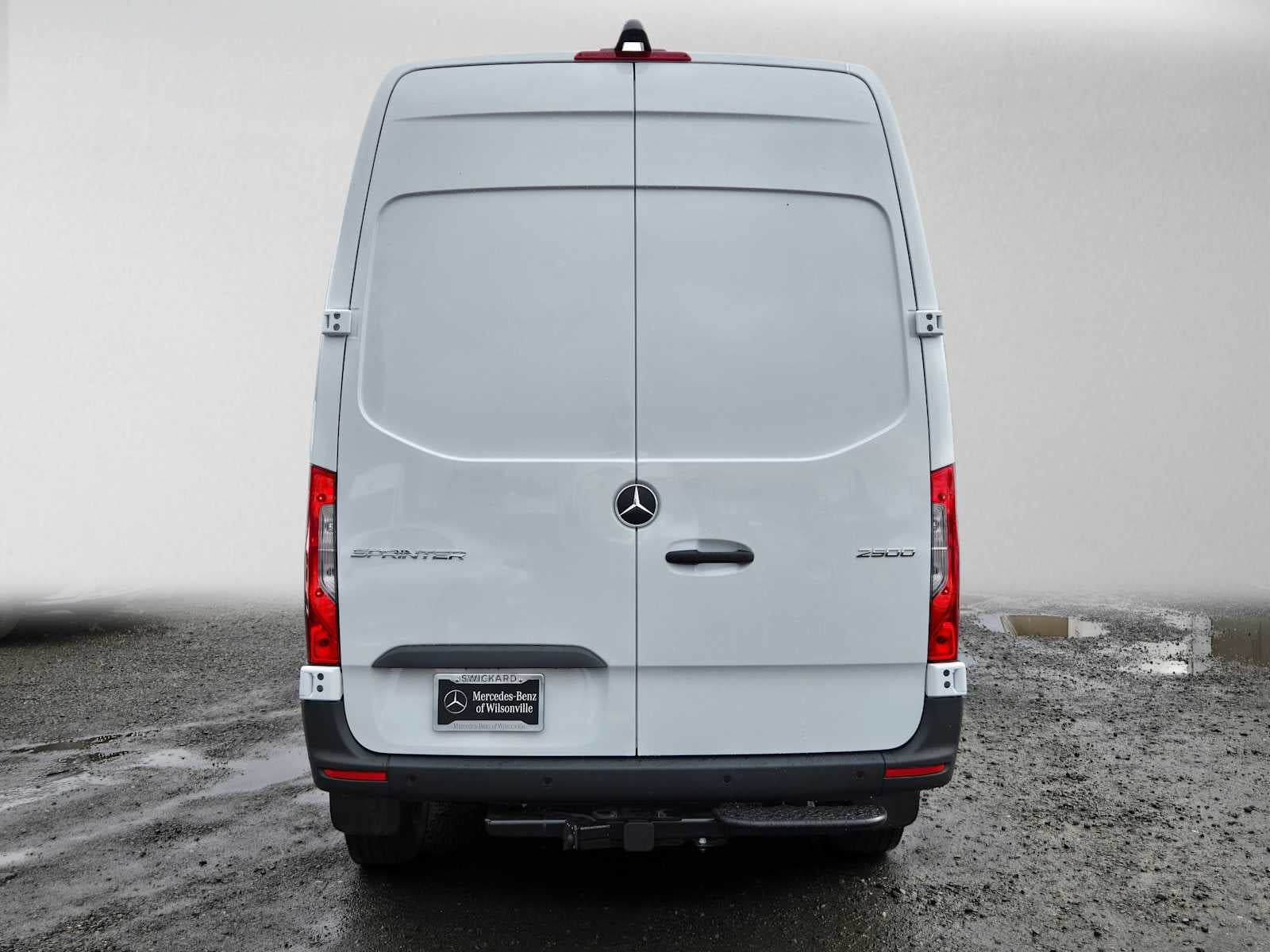 2026 Mercedes-Benz Sprinter Cargo 2500 Standard Roof I4 Diesel 144 RWD