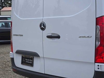 2026 Mercedes-Benz Sprinter Cargo 2500 Standard Roof I4 Diesel 144 RWD