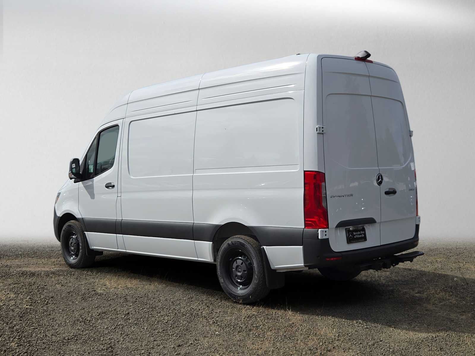 2026 Mercedes-Benz Sprinter Cargo 2500 Standard Roof I4 Diesel 144 RWD