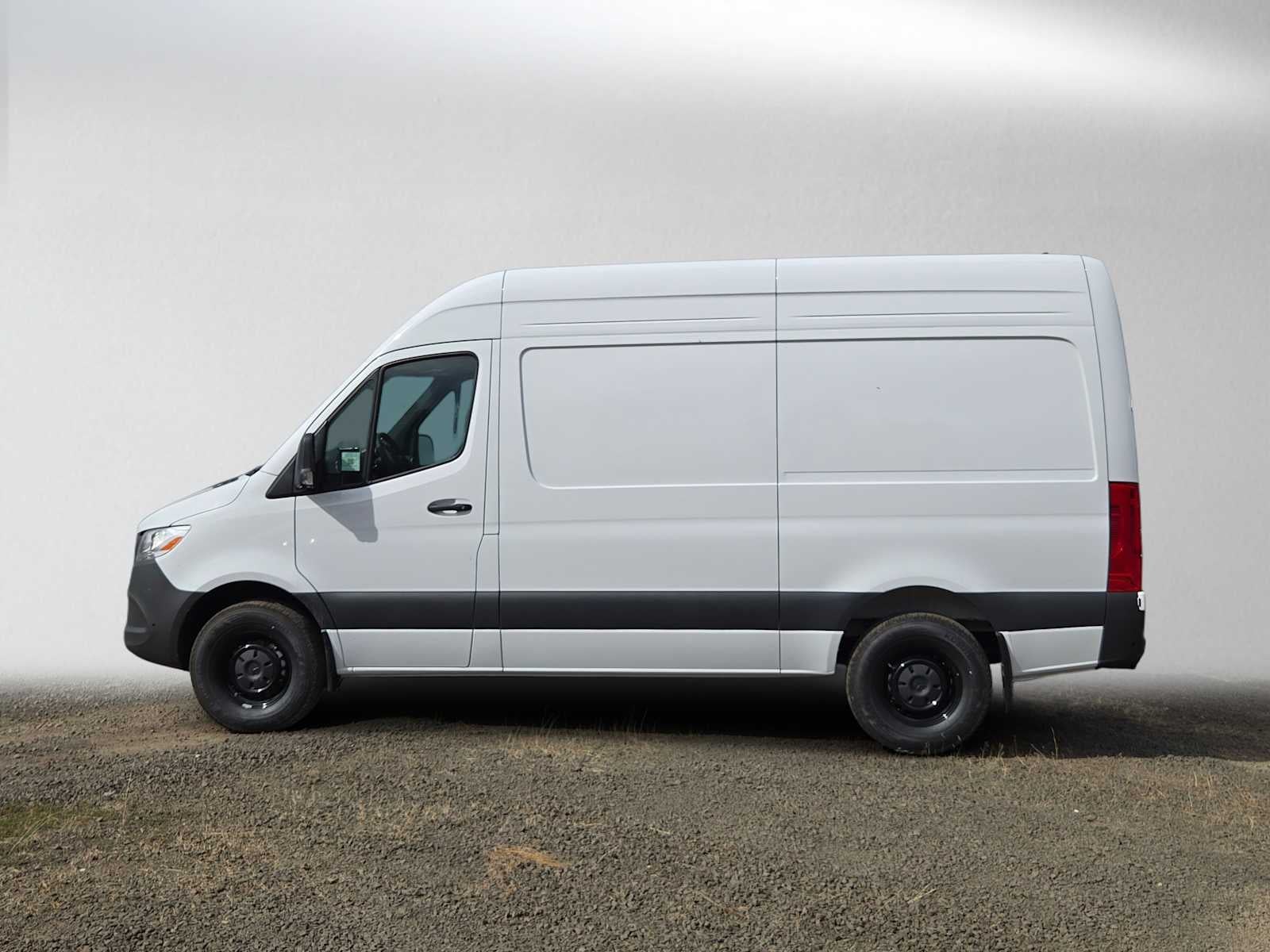 2026 Mercedes-Benz Sprinter Cargo 2500 Standard Roof I4 Diesel 144 RWD