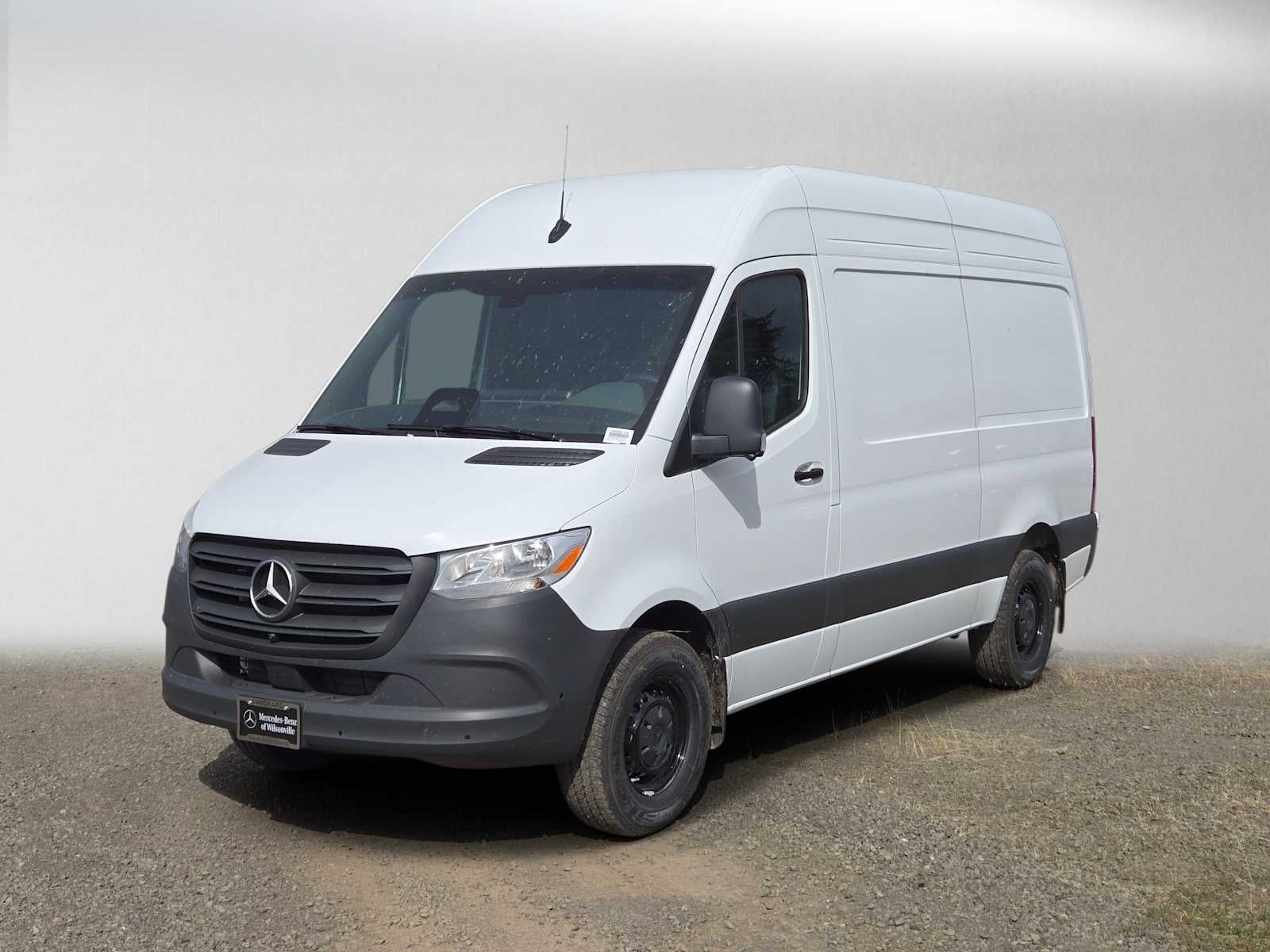 2026 Mercedes-Benz Sprinter Cargo 2500 Standard Roof I4 Diesel 144 RWD