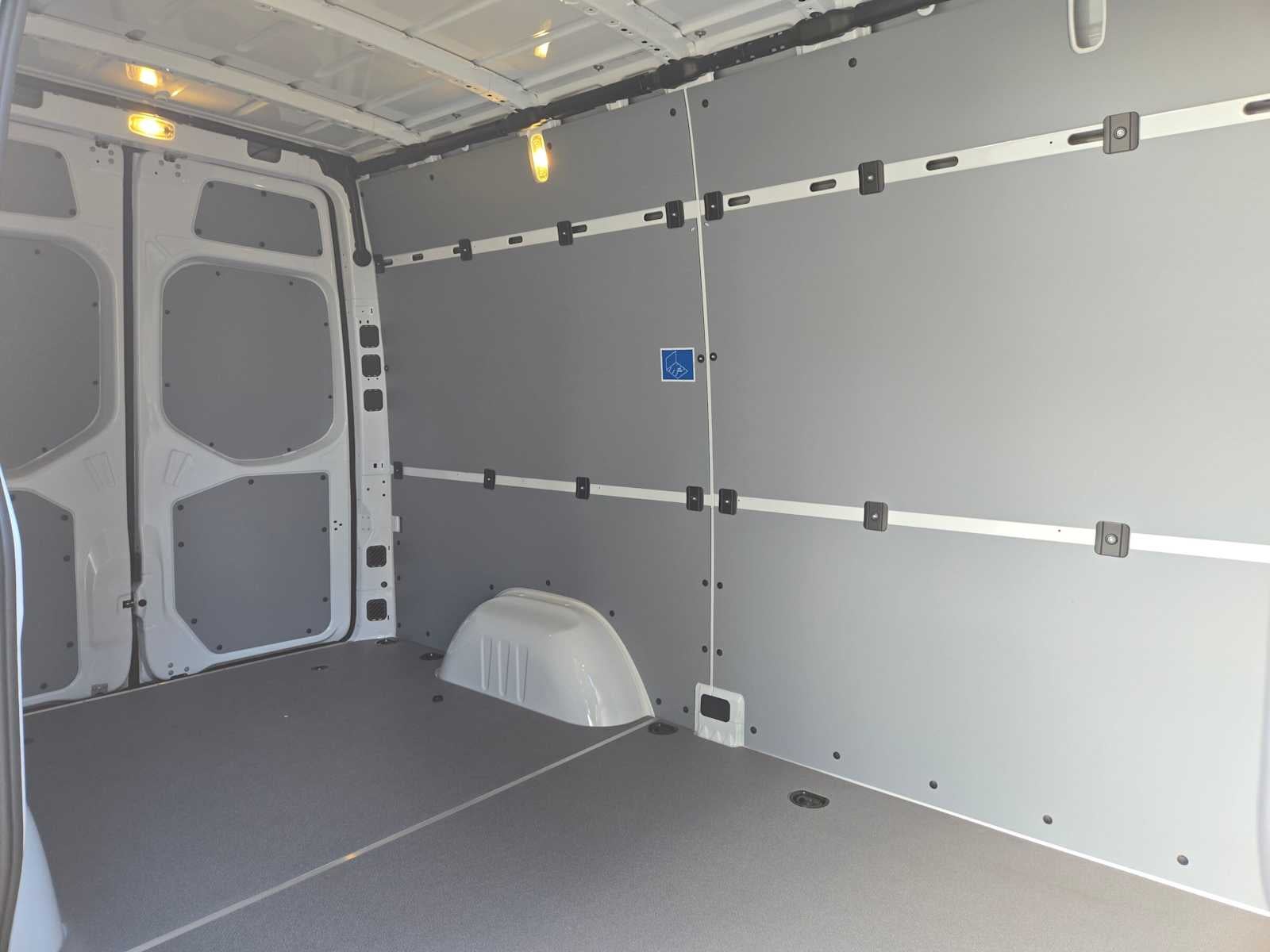 2026 Mercedes-Benz Sprinter Cargo 2500 Standard Roof I4 Diesel 144 RWD