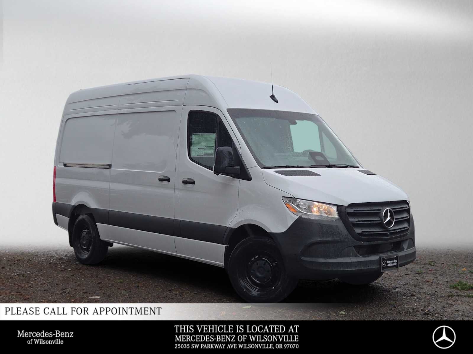 2026 Mercedes-Benz Sprinter Cargo 2500 Standard Roof I4 Diesel 144 RWD