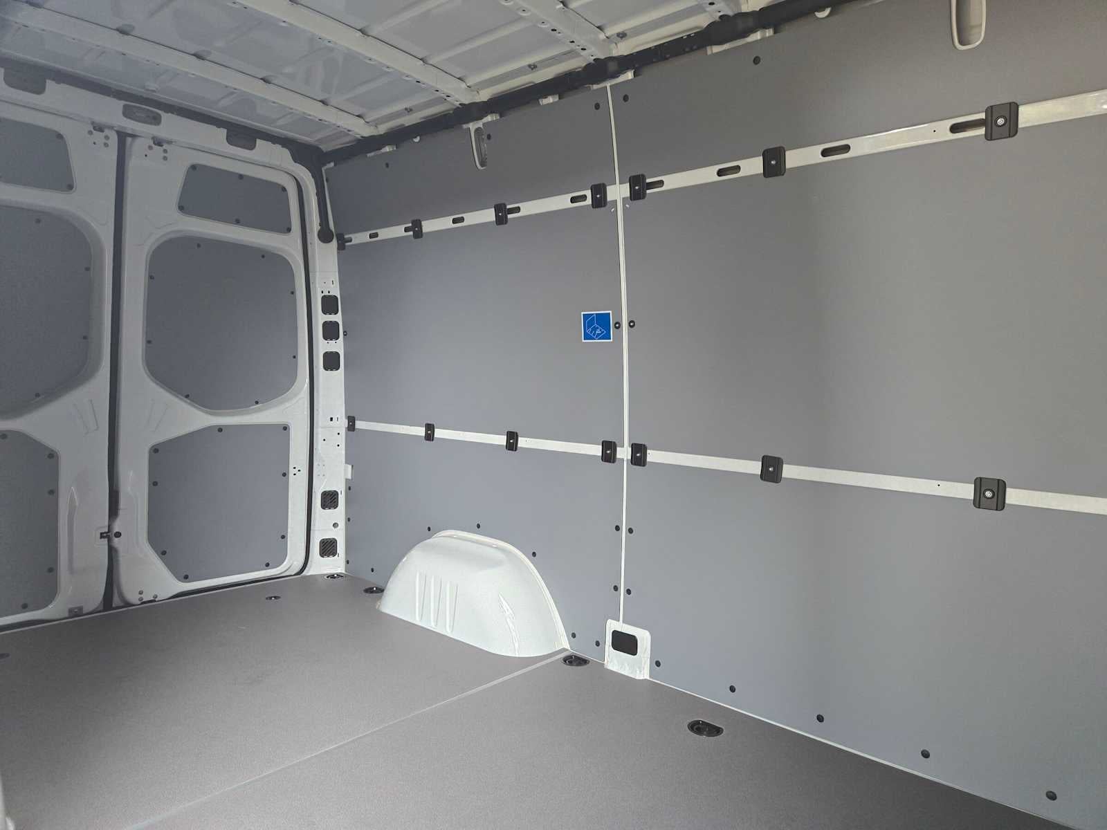 2026 Mercedes-Benz Sprinter Cargo 2500 Standard Roof I4 Diesel 144 RWD