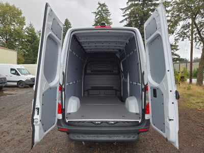 2026 Mercedes-Benz Sprinter Cargo 2500 Standard Roof I4 Diesel 144 RWD