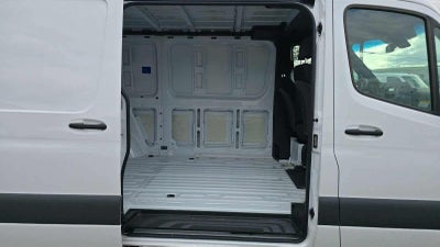 2025 Mercedes-Benz Sprinter Cargo Van 2500 Standard Roof I4 Diesel 144 RWD