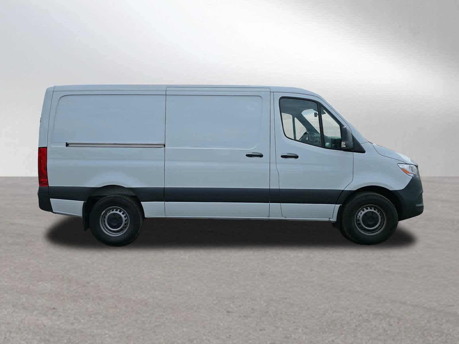 2025 Mercedes-Benz Sprinter Cargo Van 2500 Standard Roof I4 Diesel 144 RWD