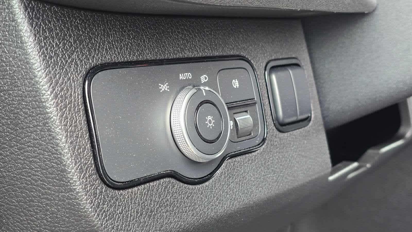 2025 Mercedes-Benz Sprinter Cargo Van 2500 Standard Roof I4 Diesel 144 RWD