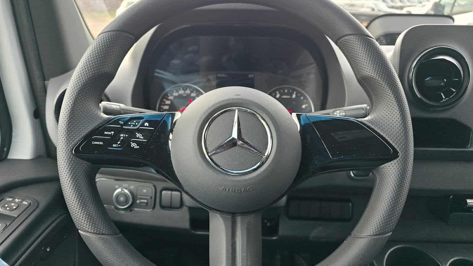 2025 Mercedes-Benz Sprinter Cargo Van 2500 Standard Roof I4 Diesel 144 RWD