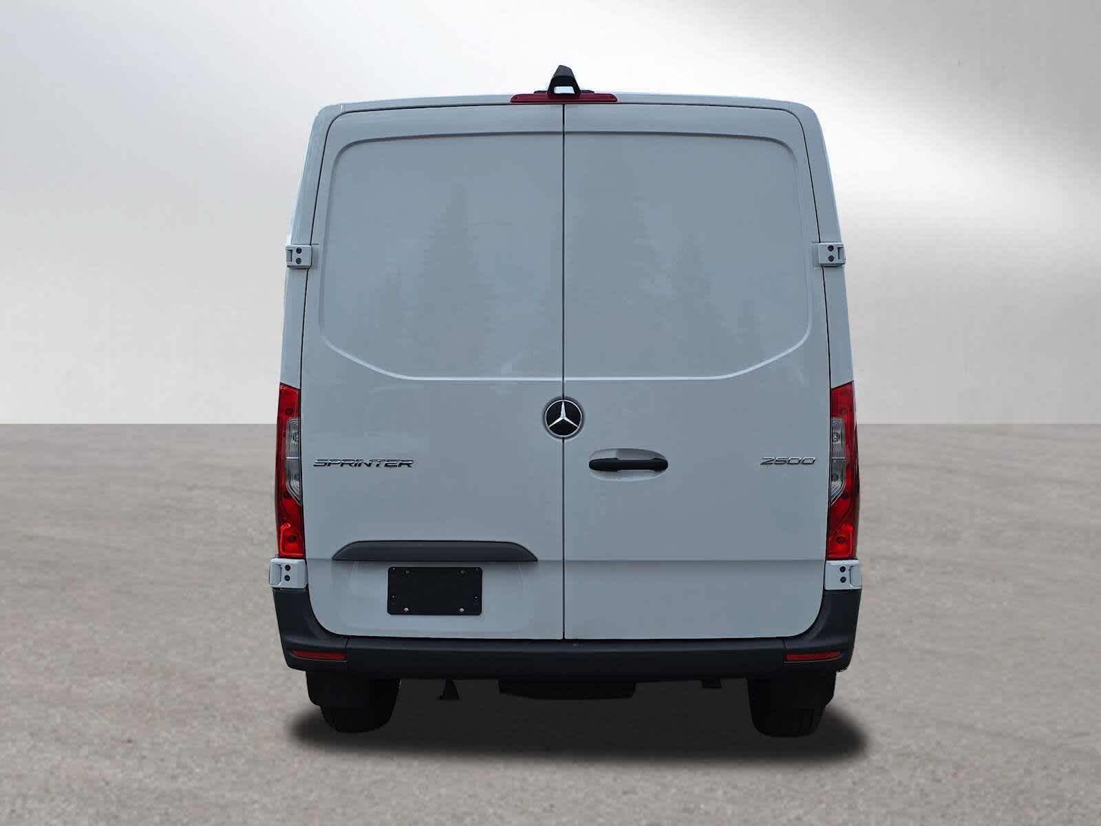 2025 Mercedes-Benz Sprinter Cargo Van 2500 Standard Roof I4 Diesel 144 RWD