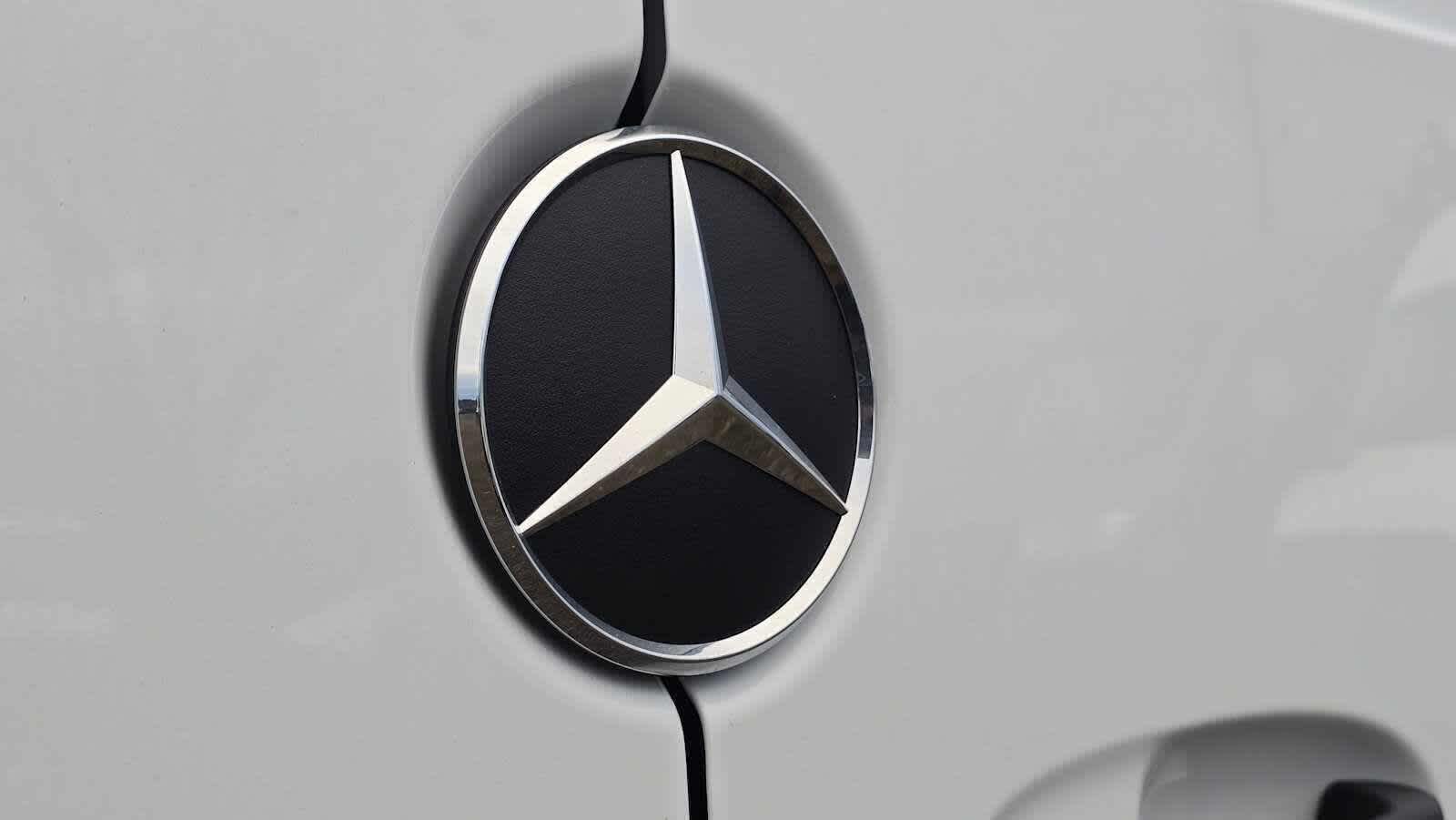 2026 Mercedes-Benz Sprinter 2500 Standard Roof I4 Diesel 144" RWD