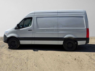 2026 Mercedes-Benz Sprinter 2500 Standard Roof I4 Diesel 144 RWD