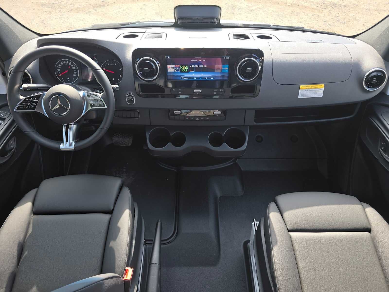 2026 Mercedes-Benz Sprinter 2500 Standard Roof I4 Diesel 144 RWD