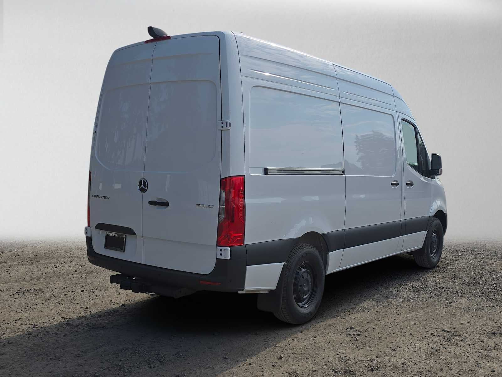 2026 Mercedes-Benz Sprinter 2500 Standard Roof I4 Diesel 144 RWD