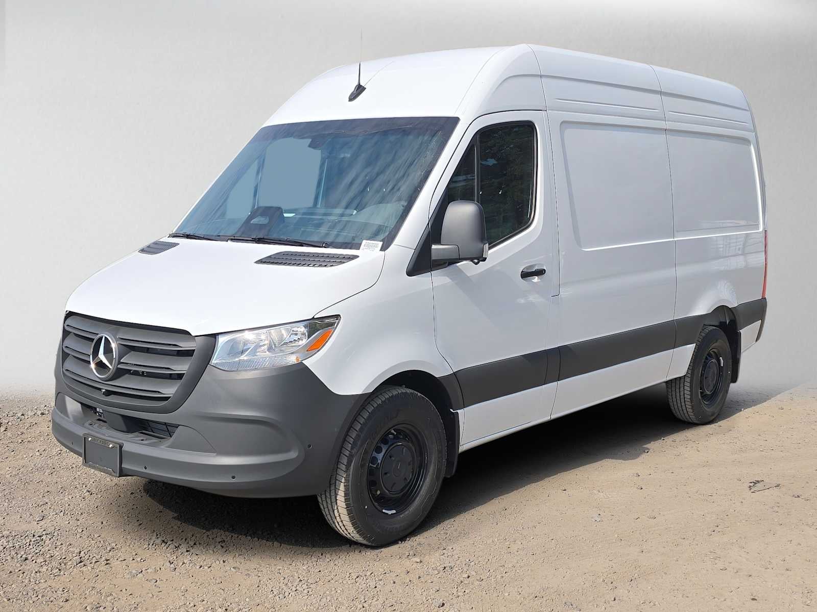 2026 Mercedes-Benz Sprinter 2500 Standard Roof I4 Diesel 144 RWD