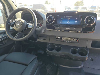 2026 Mercedes-Benz Sprinter 2500 Standard Roof I4 Diesel 144 RWD