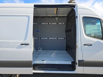 2026 Mercedes-Benz Sprinter 2500 Standard Roof I4 Diesel 144 RWD
