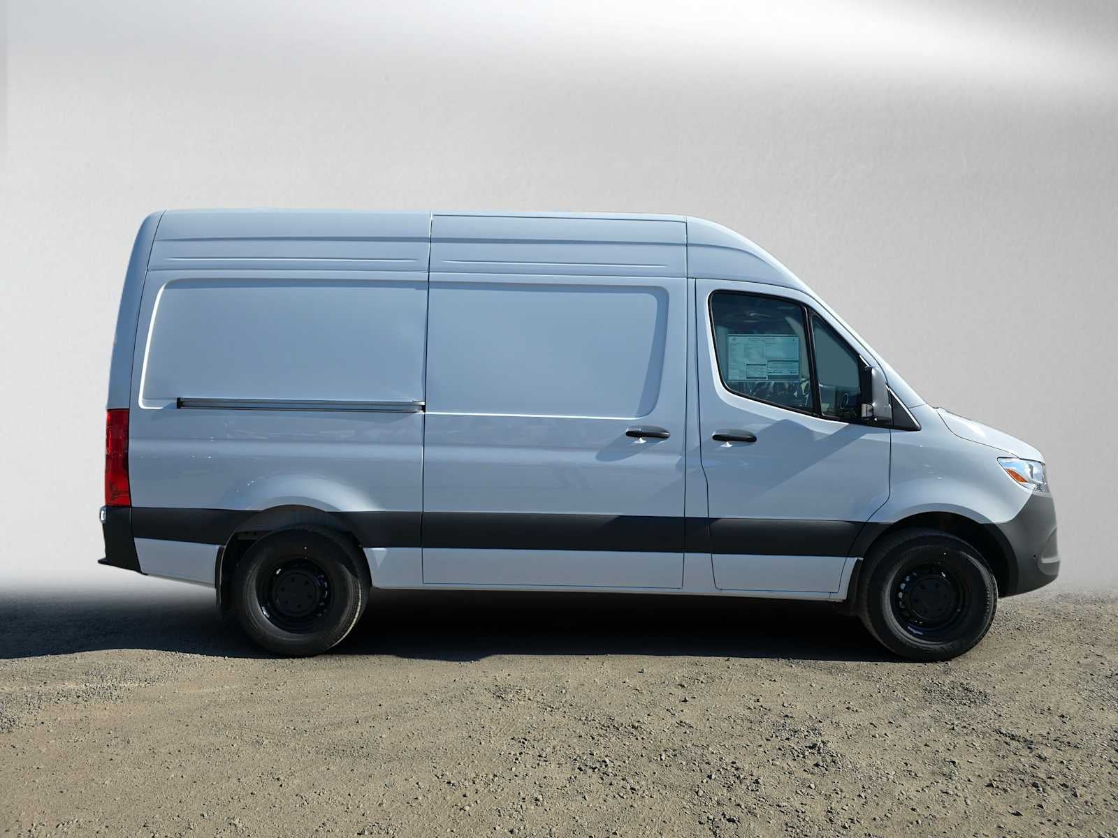 2026 Mercedes-Benz Sprinter 2500 Standard Roof I4 Diesel 144 RWD