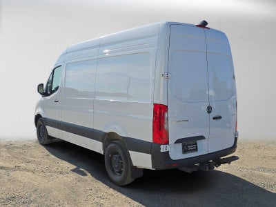 2026 Mercedes-Benz Sprinter 2500 Standard Roof I4 Diesel 144 RWD