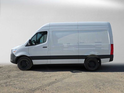 2026 Mercedes-Benz Sprinter 2500 Standard Roof I4 Diesel 144 RWD