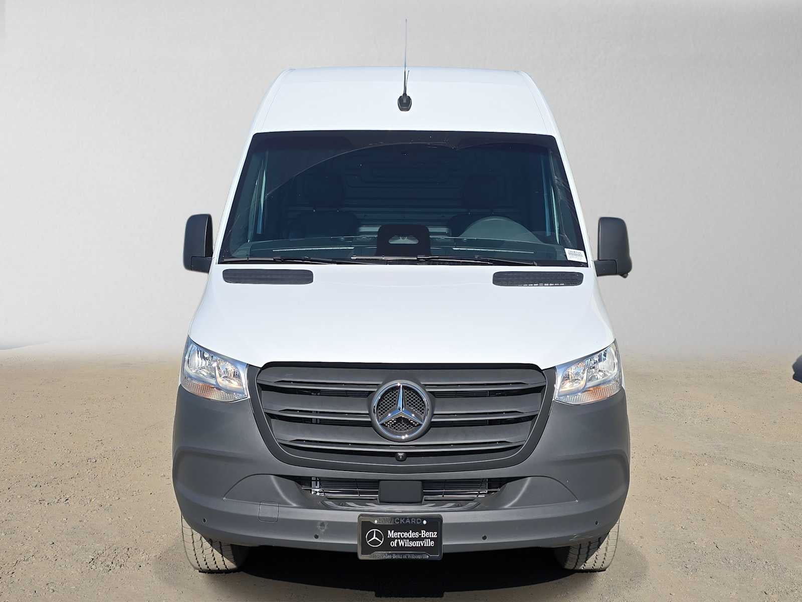 2026 Mercedes-Benz Sprinter 2500 Standard Roof I4 Diesel 144 RWD