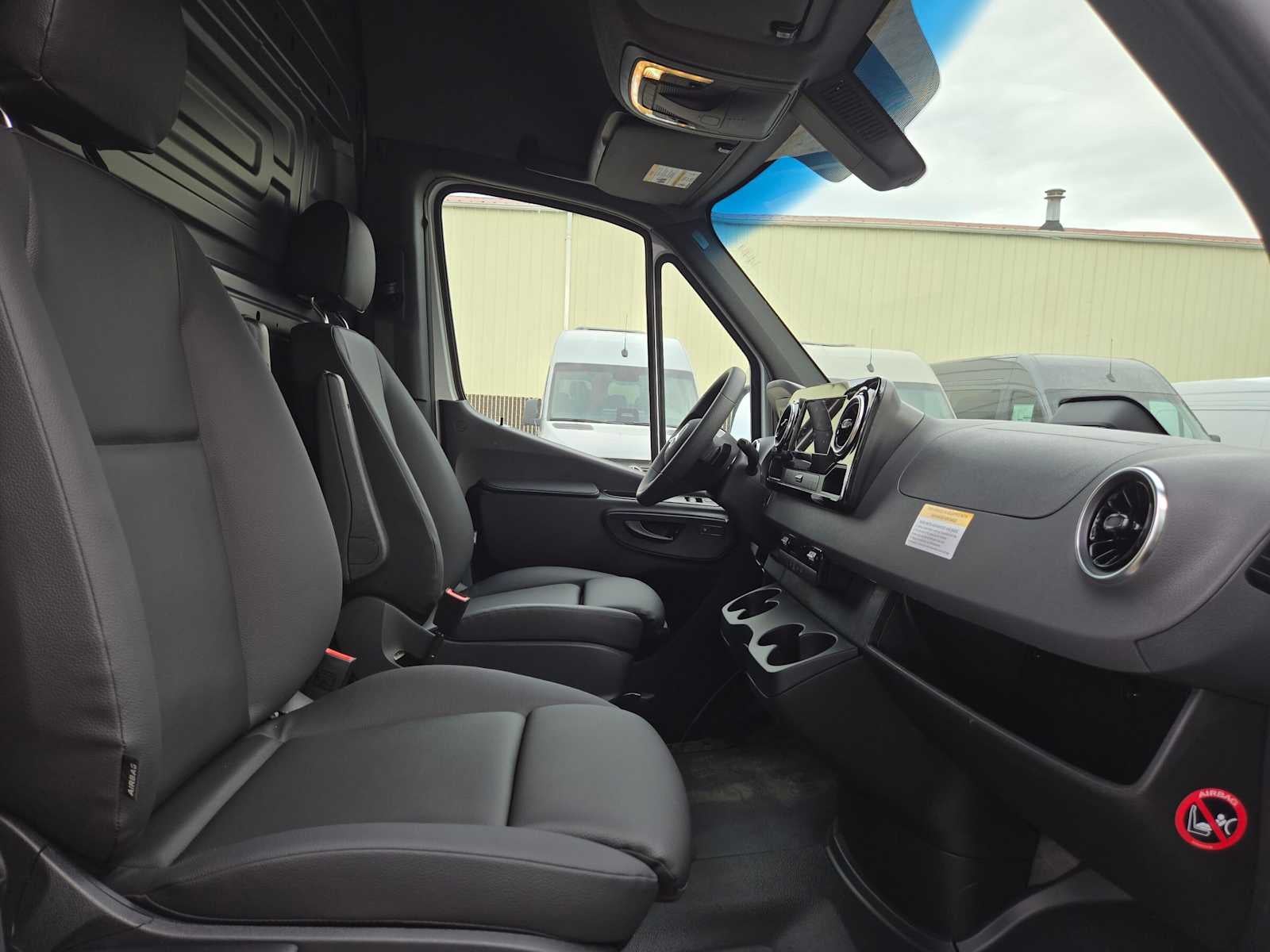 2026 Mercedes-Benz Sprinter Cargo 2500 Standard Roof I4 Diesel 144 RWD