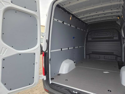 2026 Mercedes-Benz Sprinter Cargo 2500 Standard Roof I4 Diesel 144 RWD