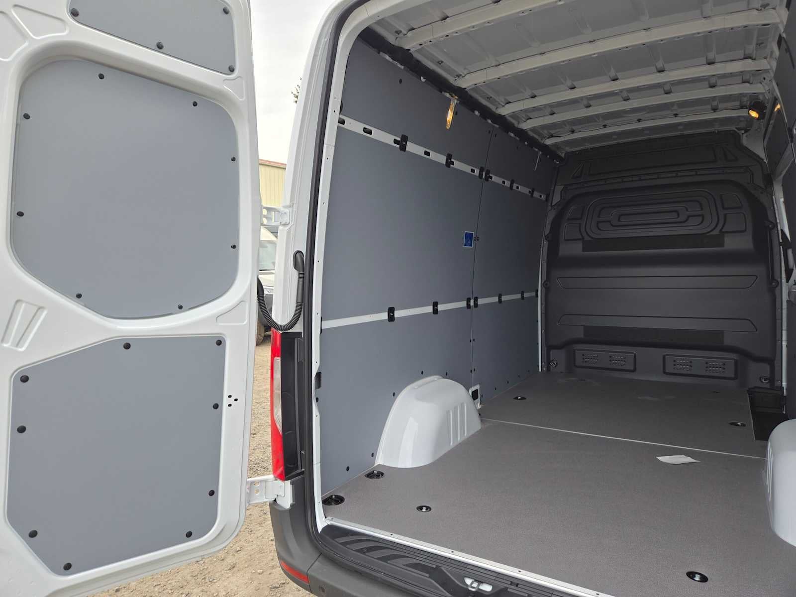 2026 Mercedes-Benz Sprinter Cargo 2500 Standard Roof I4 Diesel 144 RWD