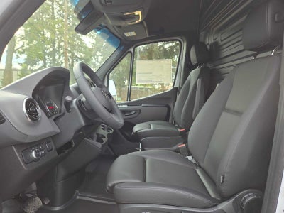 2026 Mercedes-Benz Sprinter Cargo 2500 Standard Roof I4 Diesel 144 RWD
