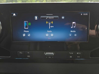 2026 Mercedes-Benz Sprinter Cargo 2500 Standard Roof I4 Diesel 144 RWD