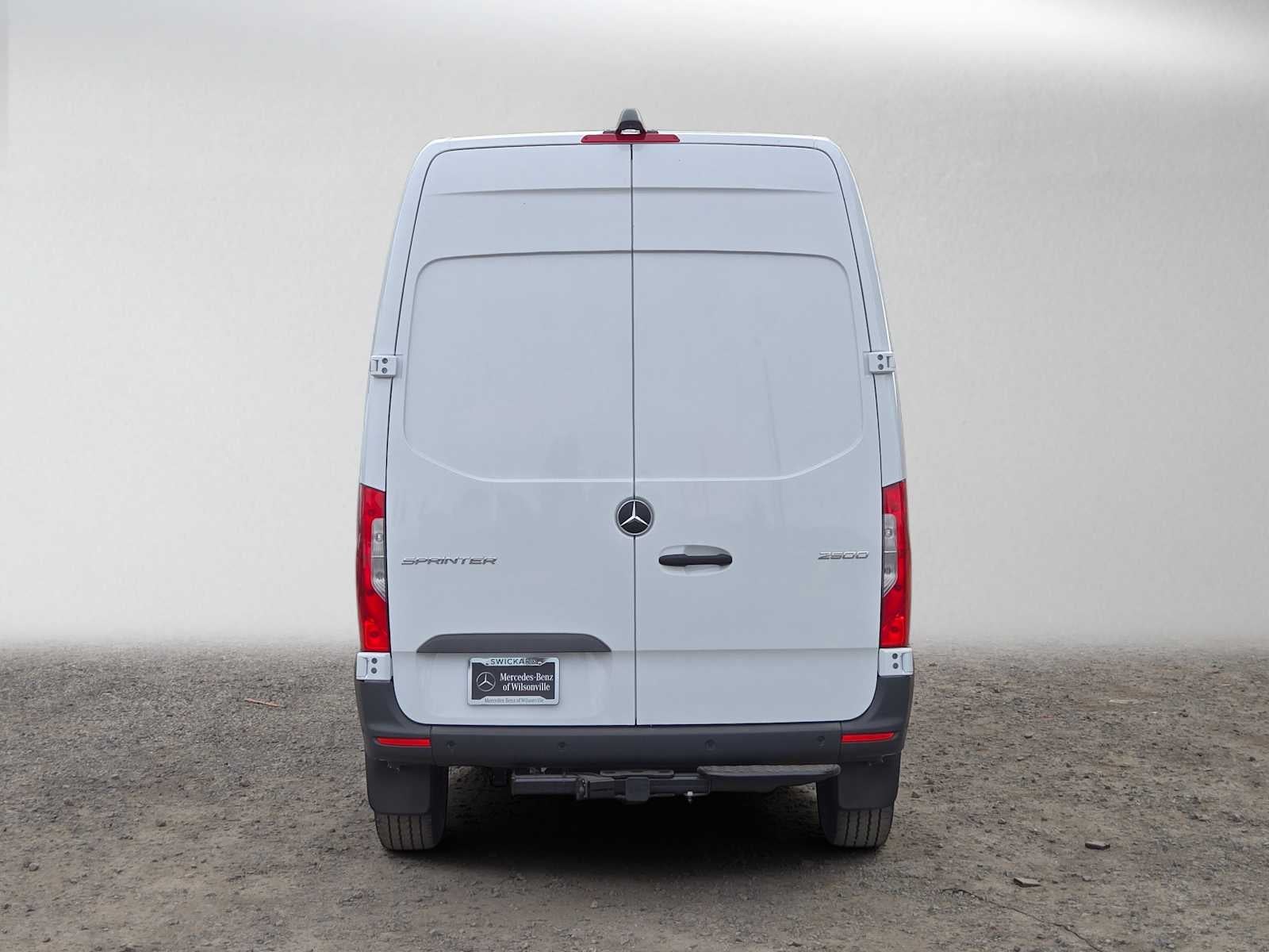 2026 Mercedes-Benz Sprinter Cargo 2500 Standard Roof I4 Diesel 144 RWD