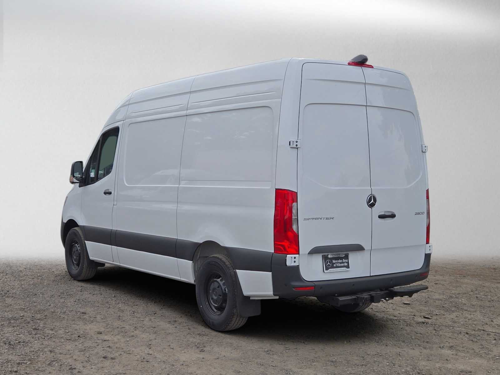 2026 Mercedes-Benz Sprinter Cargo 2500 Standard Roof I4 Diesel 144 RWD