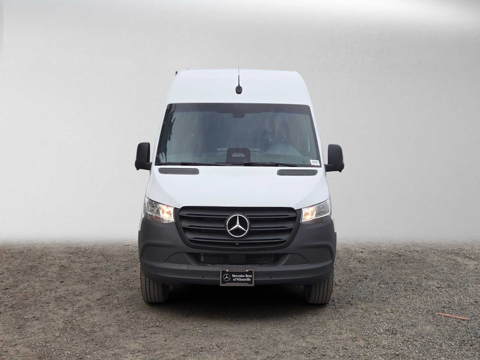 2026 Mercedes-Benz Sprinter Cargo 2500 Standard Roof I4 Diesel 144 RWD