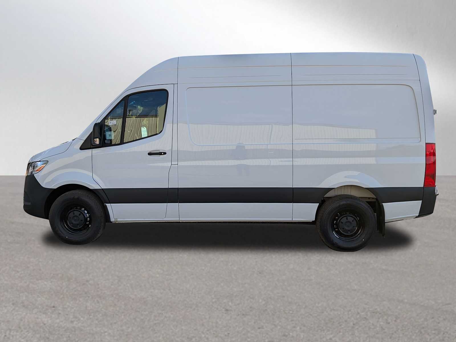 2025 Mercedes-Benz Sprinter Cargo Van 2500 Standard Roof I4 Diesel 144" RWD