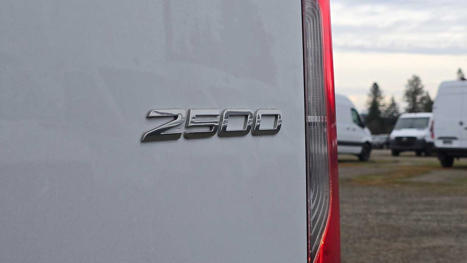 2025 Mercedes-Benz Sprinter Cargo Van 2500 Standard Roof I4 Diesel 144" RWD