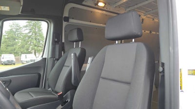 2025 Mercedes-Benz Sprinter Cargo Van 2500 Standard Roof I4 Diesel 144" RWD