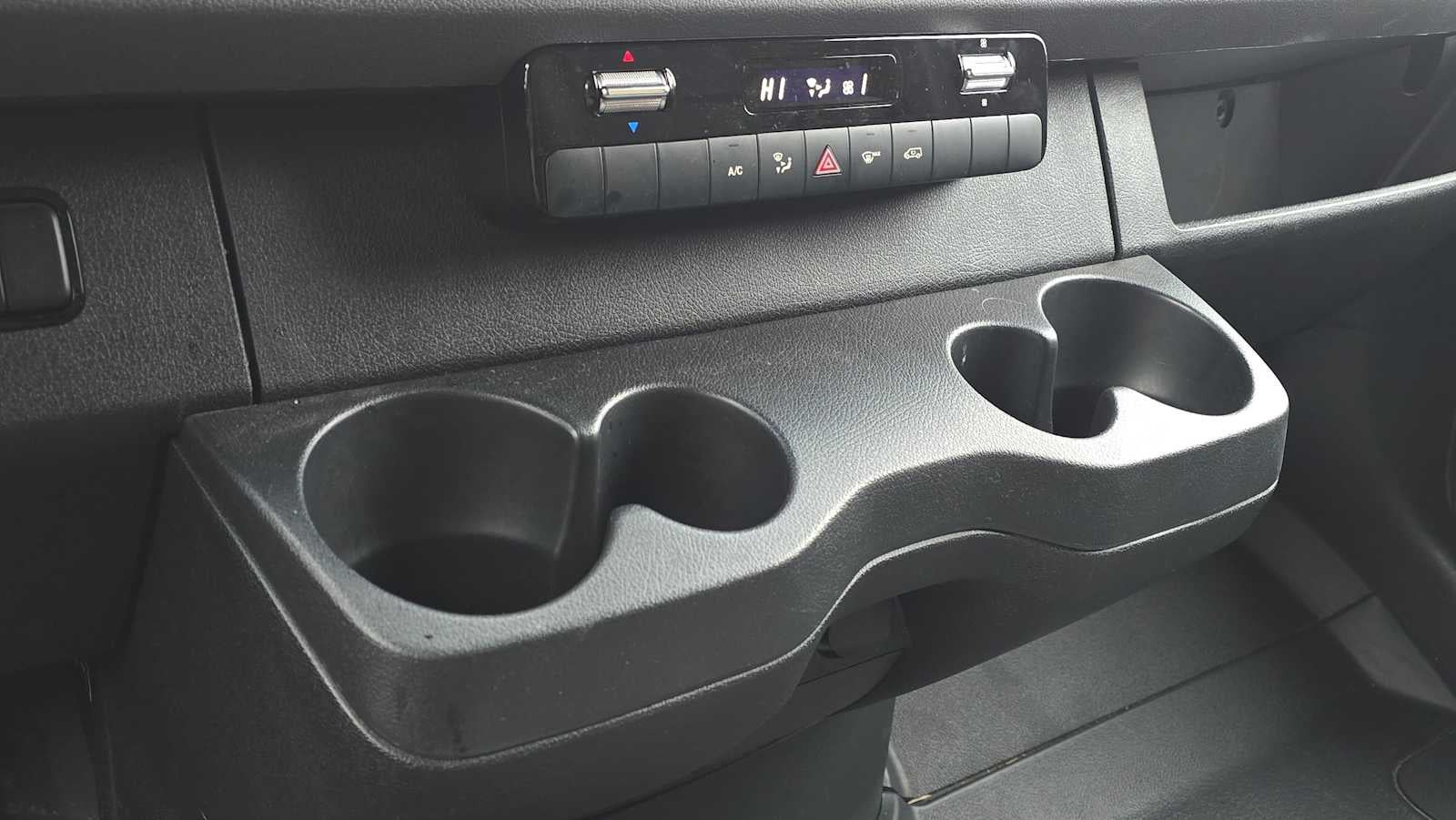 2025 Mercedes-Benz Sprinter Cargo Van 2500 Standard Roof I4 Diesel 144" RWD