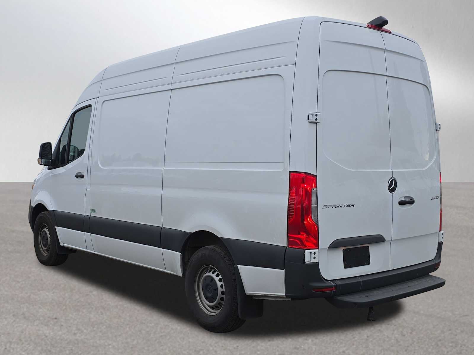 2025 Mercedes-Benz Sprinter Cargo Van 2500 Standard Roof I4 Diesel 144" RWD